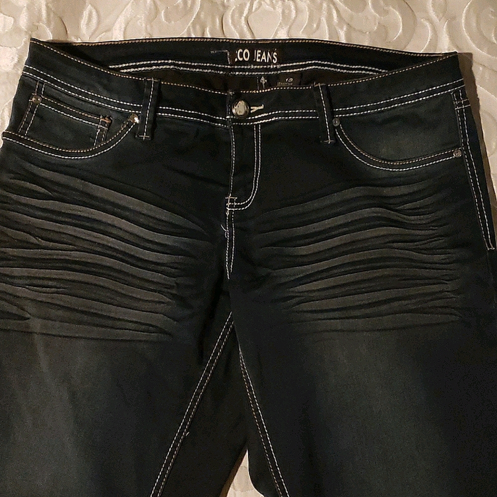 Jeans - Picture 2 of 3